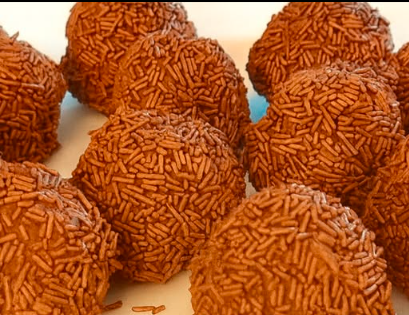 Kokos-Rum-Kugeln: Die süße Versuchung, die keine Geheimnisse kennt